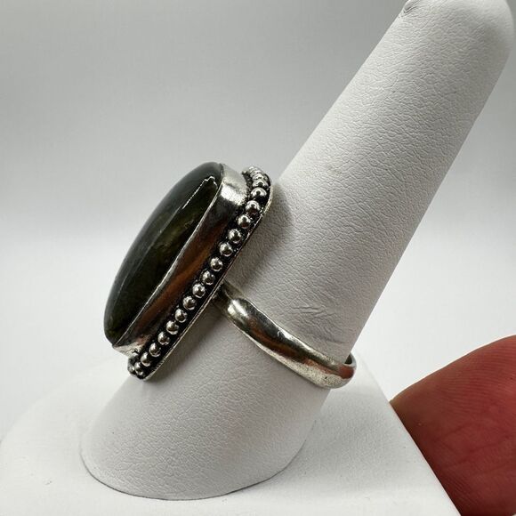 12x24mm Rectangle shaped Cabochon Labradorite in Sterling Silver Ring! - Picture 10 of 12